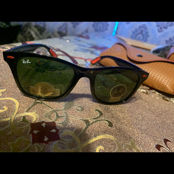 Sunglasses - Picture 4 of 4